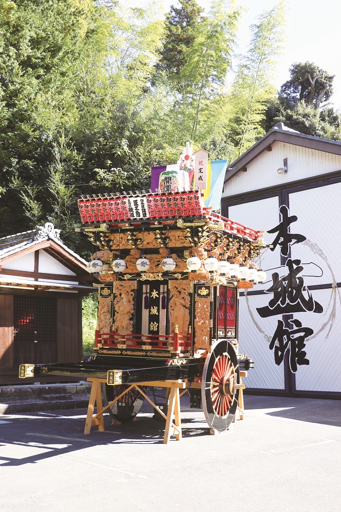 屋台　漆塗り　錺金具新調 写真